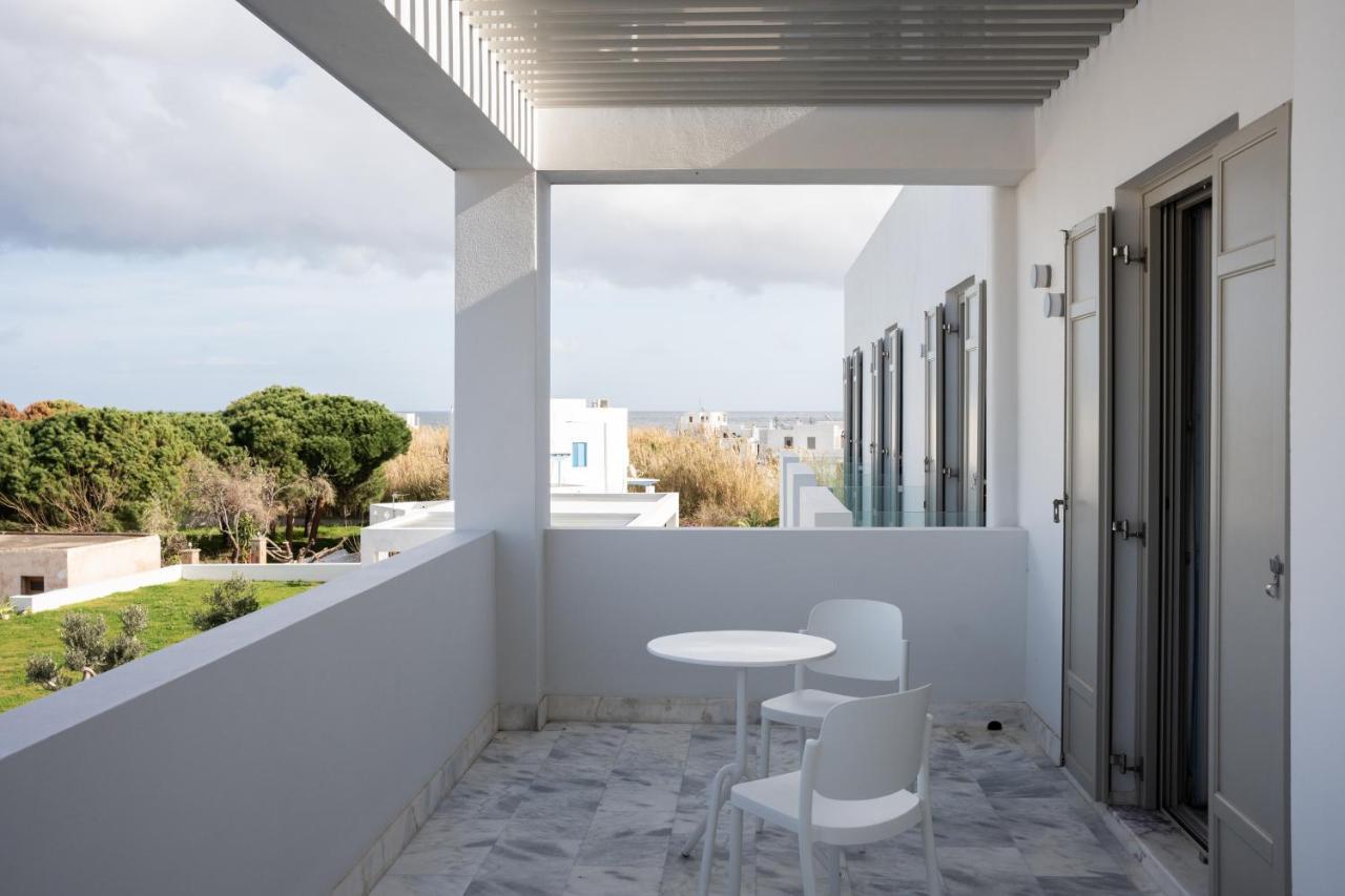 Tzanis Resort Skyros Exteriör bild