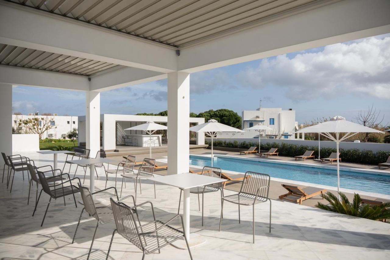 Tzanis Resort Skyros Exteriör bild